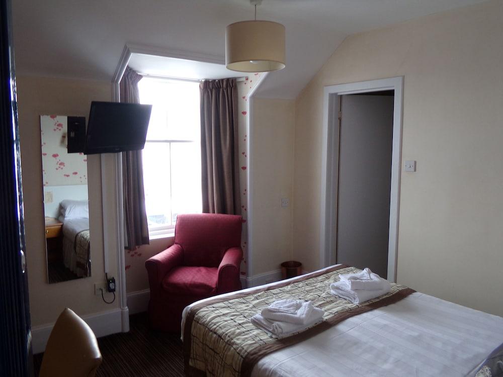 Caledonian 'a Bespoke Hotel' Hotel Ullapool